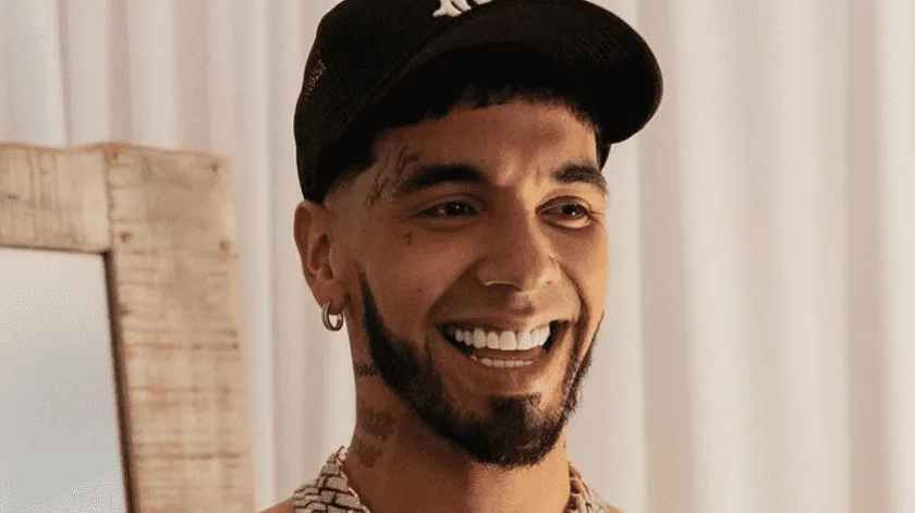 Anuel AA reconoce a su hija un año después de que la madre hiciera público el caso