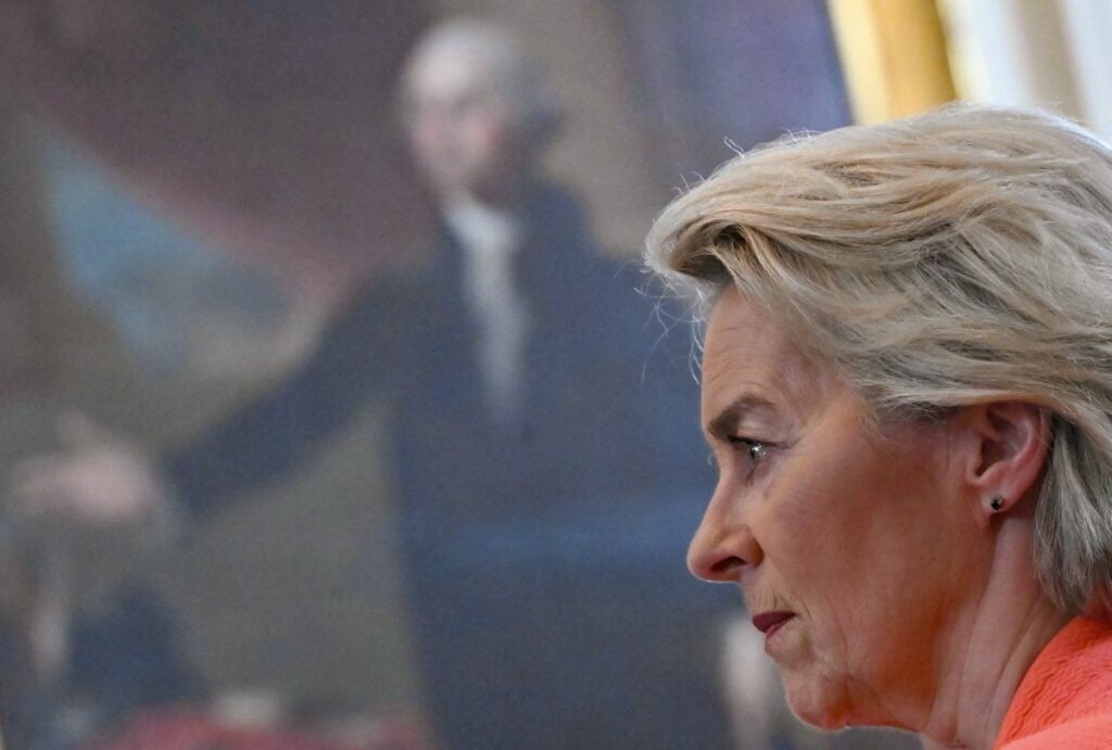 Jefa de la UE dice que es hora de la “independencia” de Europa