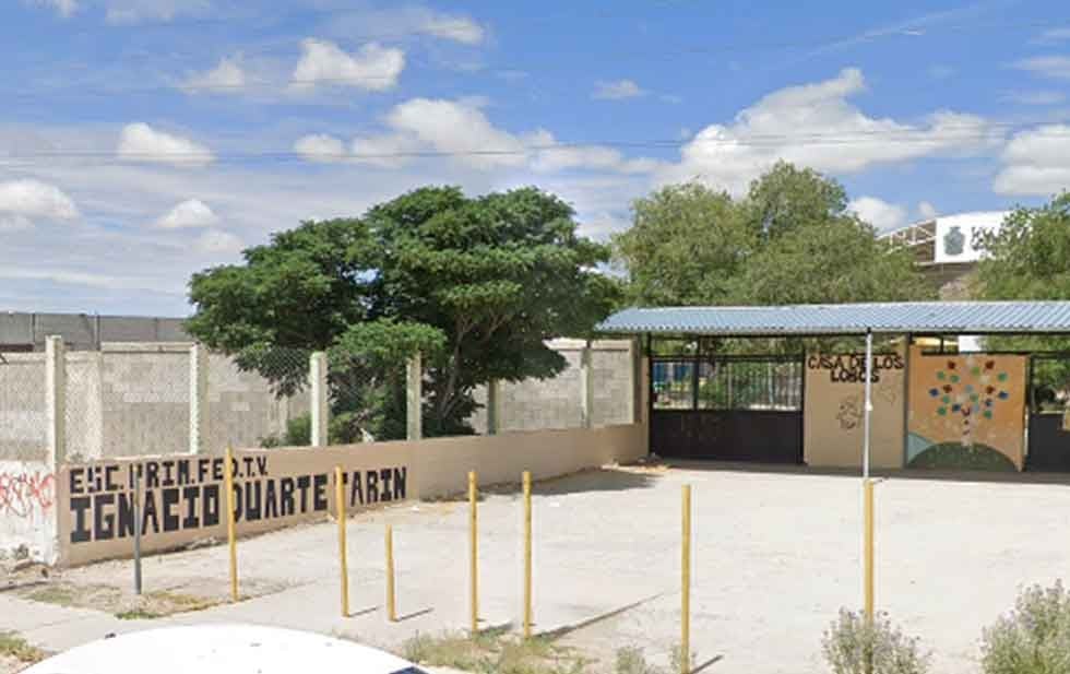 Aún sin luz, 3 salones de primaria